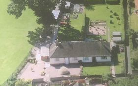 11 Callow Crescent